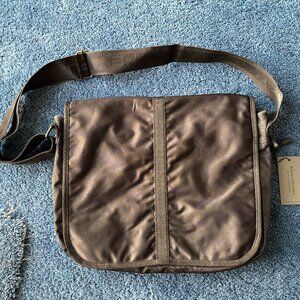 banana republic messenger bag